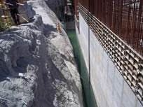 Very high groundwater levels confronted the ENAD Stadium builder. The concrete walls were treated with PENETRON ADMIX to ensure impermeability.