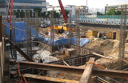 The basement of Chuncheon’s Marine Products Distribution Center was flooded by groundwater due to strong hydrostatic pressure PENETRON responded with successful emergency treatment.