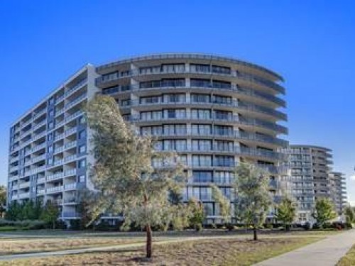Axis Apartments