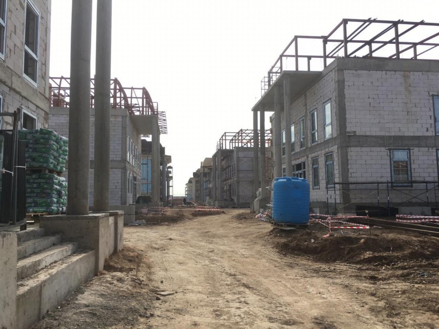 Diplomatic homes: The Nursultan diplomatic quarter comprises ca. 50 separate buildings, including a reception hall, luxury hotels, embassies and residences to accommodate diplomats and their families