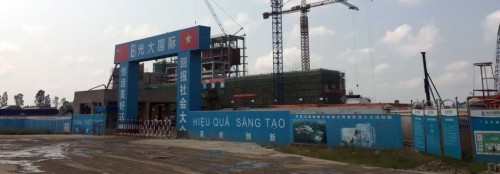 The Cần Thơ plant processes 400 tons of household waste to generate 150,000 kWh of electricity per day. Penetron products were topically applied throughout