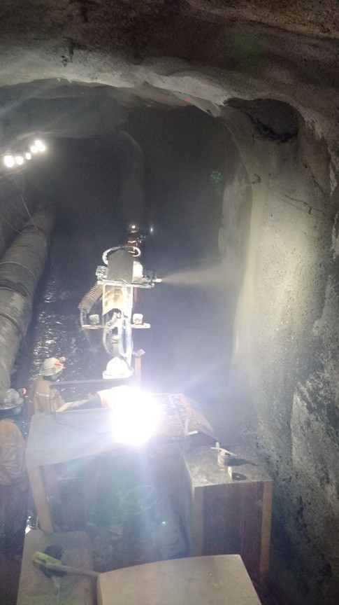 PENETRON ADMIX-enhanced shotcrete was applied along the entire Cordell Hull Capitol Building Connector Tunnel, a total of about 1,500 cubic yards (1,150 m3) of shotcrete.
