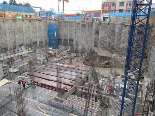 With three courts and the Court of Appeals on 7 floors and three below-ground floors, the US$ 31.3 million Center needed a solution to prevent corrosion and concrete scaling.