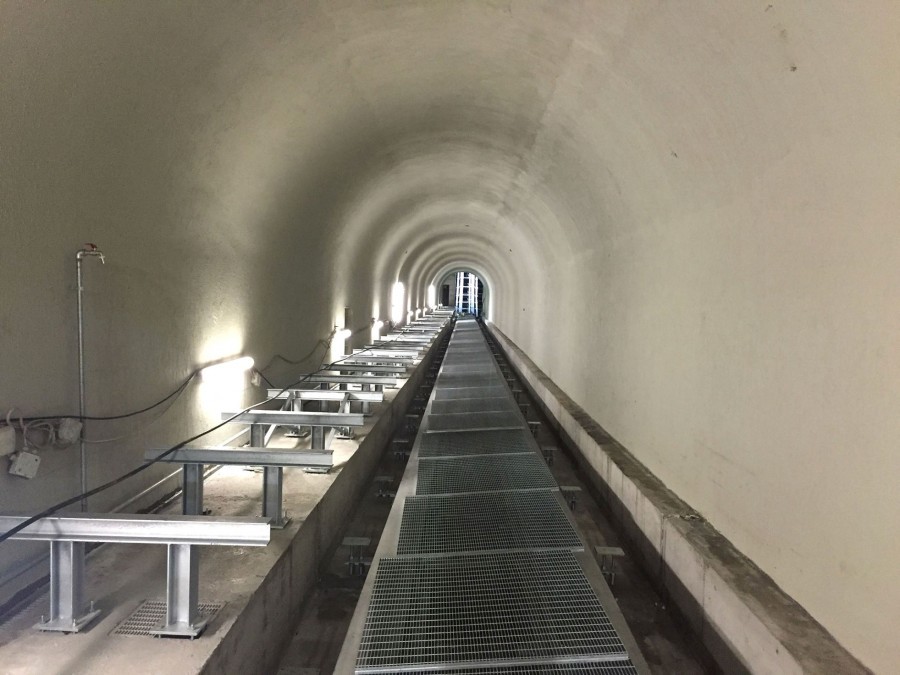 The rehabilitated tunnel is now dry and spotless – the waterproof and durable PENETRON-treated concrete foundation will ensure many decades of problem-free service.