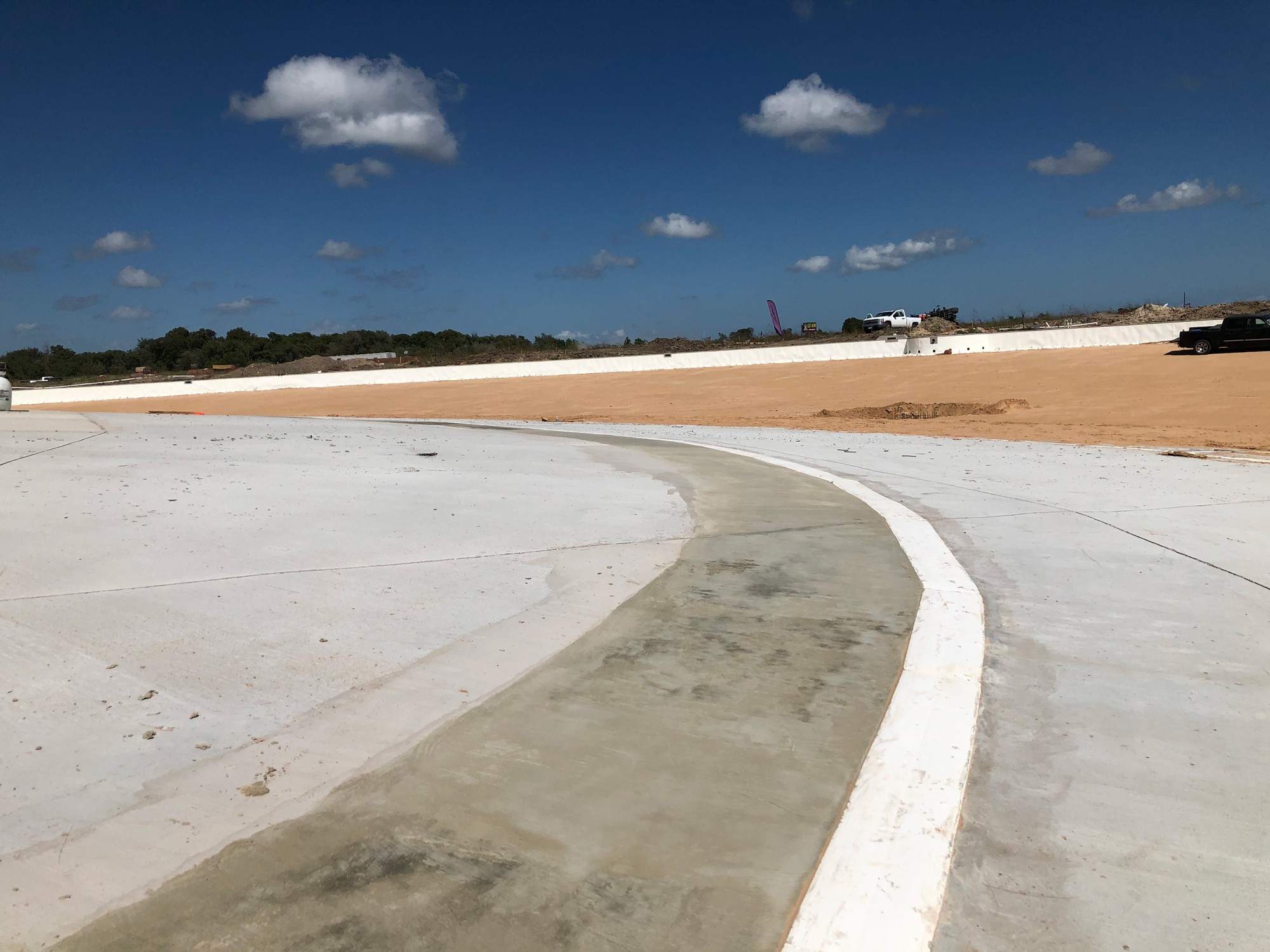 Treated with Penetron crystalline technology, the Crystal Lagoon’s underlying concrete structure withstands constant contact with water to prevent water penetration