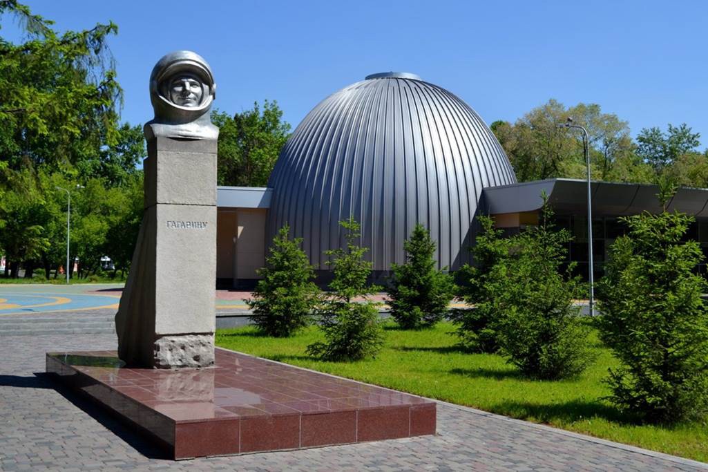 The new Novokuznetsk Planetarium rests on a durable foundation treated with the Penetron System of crystalline products.