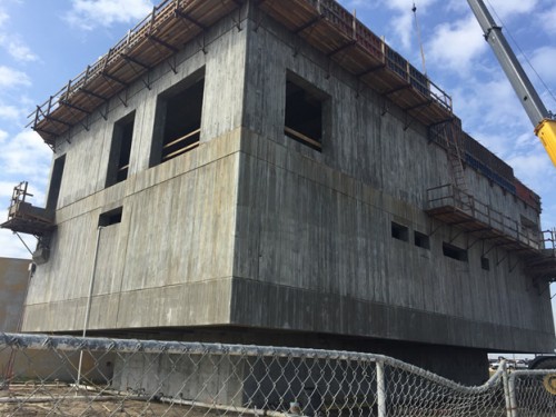 The 59th Street Pump Station has no doors, windows, or minor pipe penetrations below a 25-foot elevation; PENETRON ADMIX treated all concrete below that level.