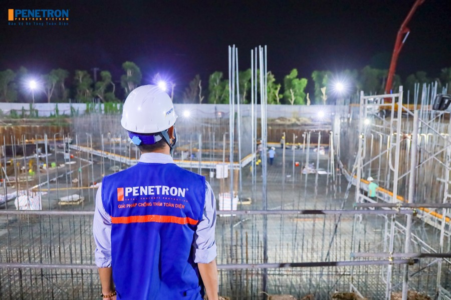 The active ingredients in the Penetron system create a non-soluble crystalline formation throughout the pores and capillary tracts of the concrete.