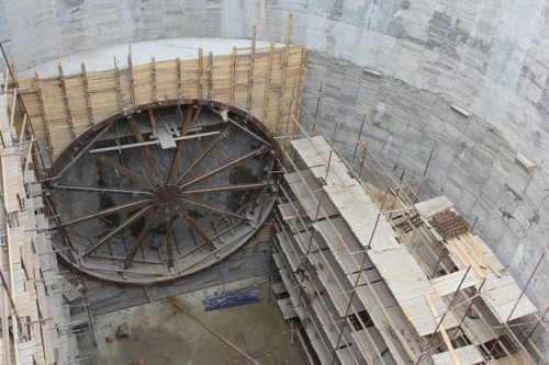 A bitumen membrane was originally specified for the Begovaya Metro station tunnel. PENETRON crystalline materials turned out to be a quicker and more cost-effective solution.