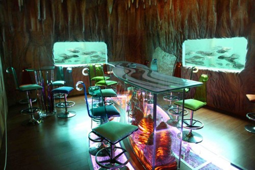 The dining area of the PENETRON ADMIX-waterproofed Dragon’s Cave has unforgettable views of the Adriatic sea floor – and fish, some of which are on the menu, swimming by.
