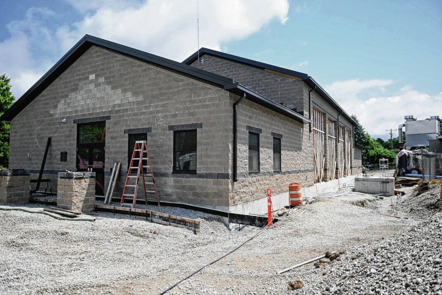 PENETRON ADMIX SB, a crystalline waterproofing admixture, was added to the concrete mix for all treatment and holding tanks, as well as the foundation elements.