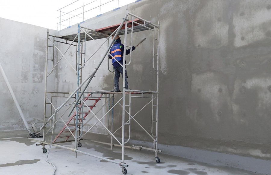 Brushed or sprayed on concrete surfaces from the positive or negative side, PENETRON is used for waterproofing and chemical protection of concrete.