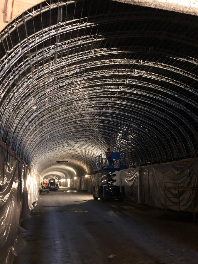 Originally built in the mid-1800’s, the structural remediation of New York’s Park Ave Tunnel (1,600-foot-long/488 m) was provided by PENETRON ADMIX, a waterproofing admixture