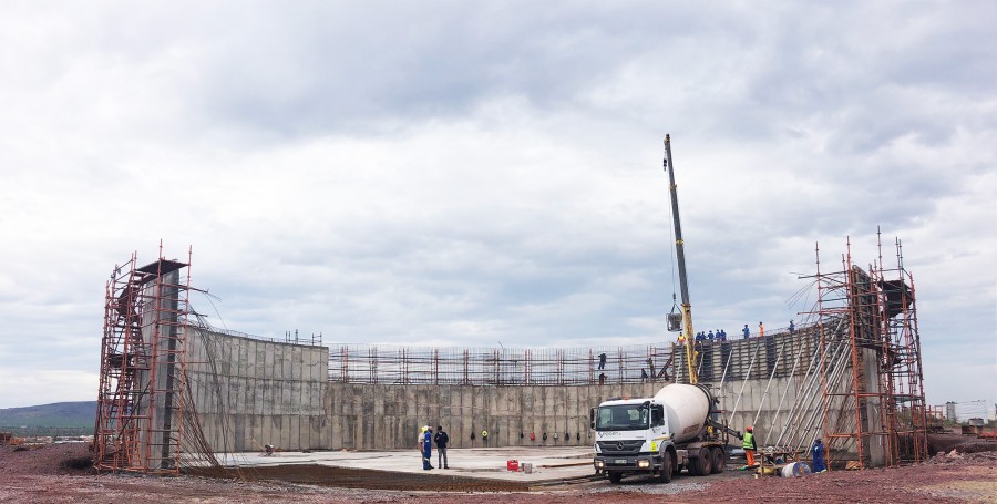 PENETRON ADMIX, an NSF-61 certified admixture (non-toxic/no VOCs), was added to 3,000 m3 of concrete for construction of the Postmasburg water reservoir in South Africa.