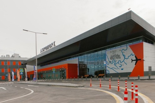 The foundation of the new passenger terminal and the drinking water reservoirs of the Remezov Airport in Tobolsk, Russia are protected by the Penetron System.