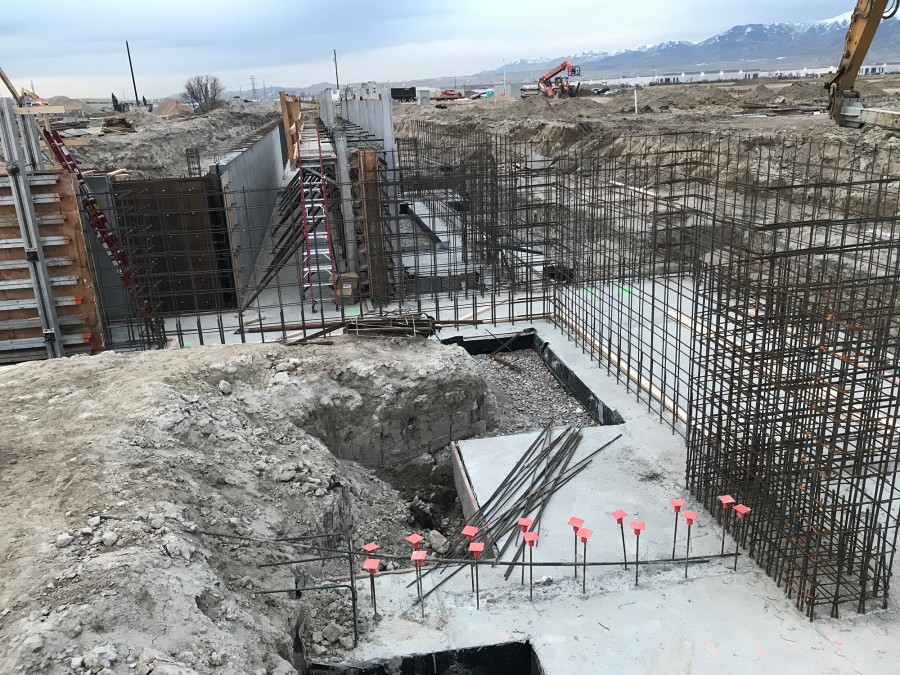 The concrete used for the Stadler Rail facility’s raft slab (frost-protected shallow foundation) was supplied by ready mix supplier American Eagle