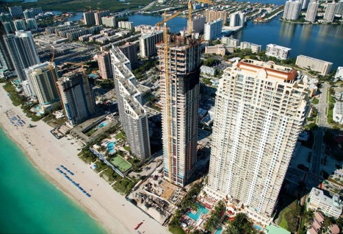 The Mansions at Aqualina is one of the tallest buildings in Florida. PENETRON ADMIX ensures the below-grade foundation structures of the 46-floor tower are waterproof.