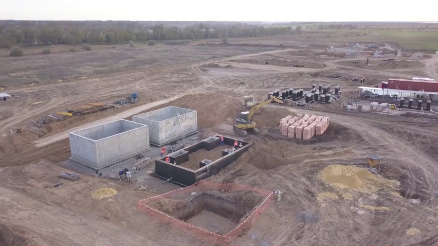 EDS-Engineering, the waterproofing contractor for the Prymorsk project, applied PENETRON to the concrete structures of the towers, distribution station and substations