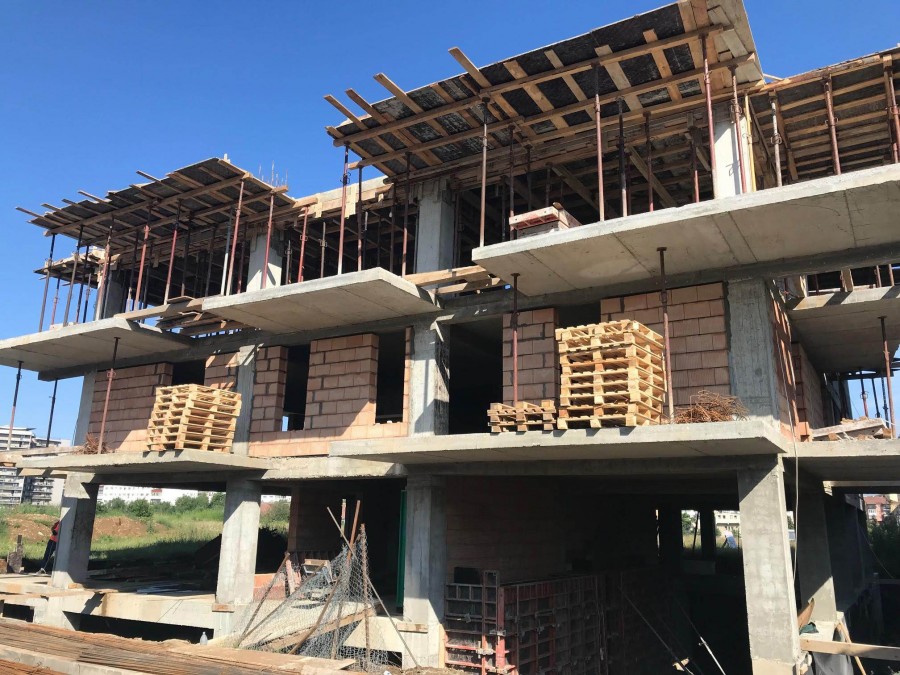 PENETRON ADMIX-treated concrete was used for the below-grade foundation structures and retaining walls, including pad footings and foundation slab, to secure the Waldturm building