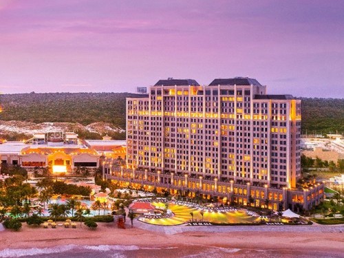 Penetron Does Duty to Protect DoubleTree by Hilton Hotel from Tropical Climate and Saltwater
